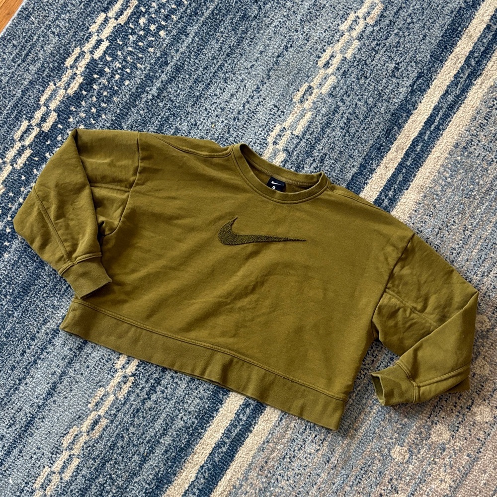 Nike Cropped Crewneck Sweater in Olive Green